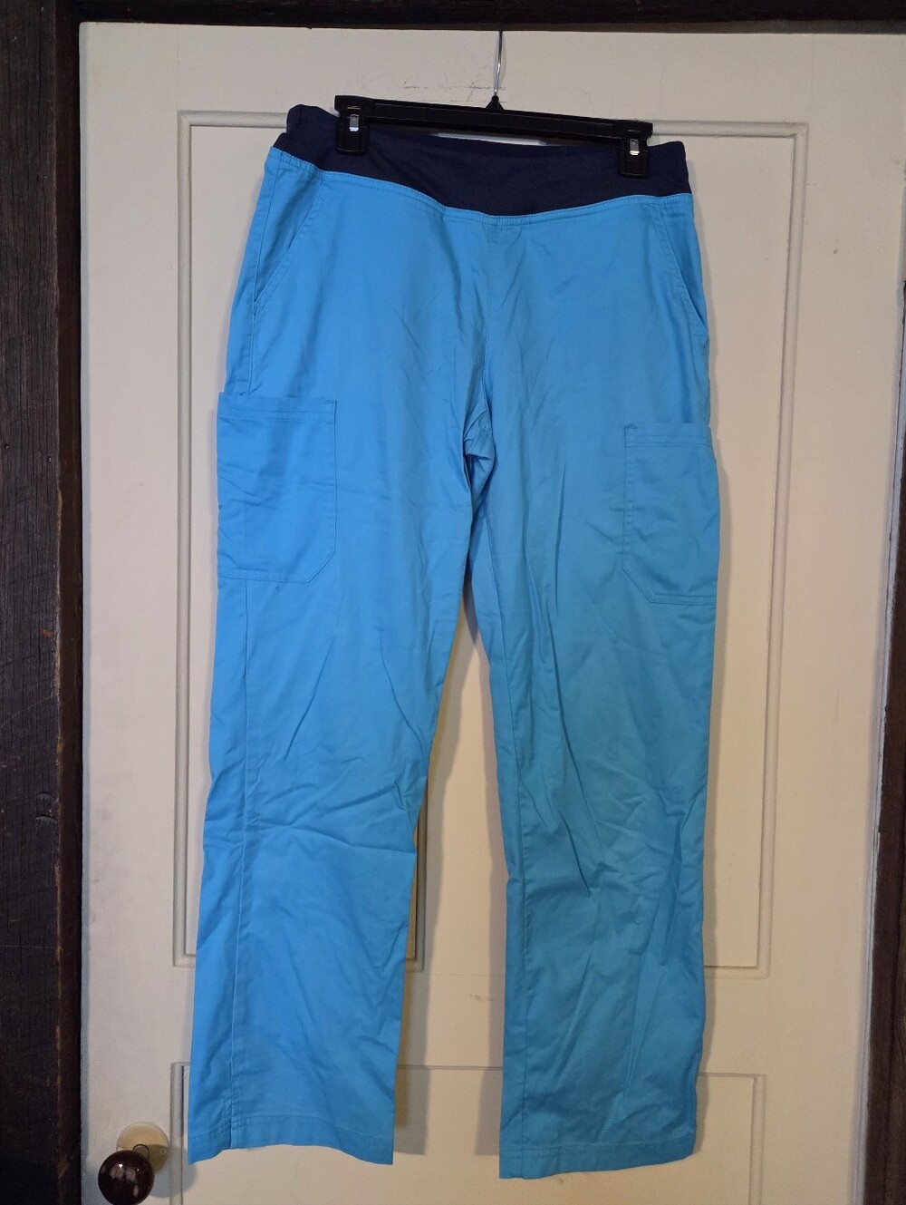 Buttersoft Women's Bright Blue Cargo Pull-On Scub Pants, Size Small